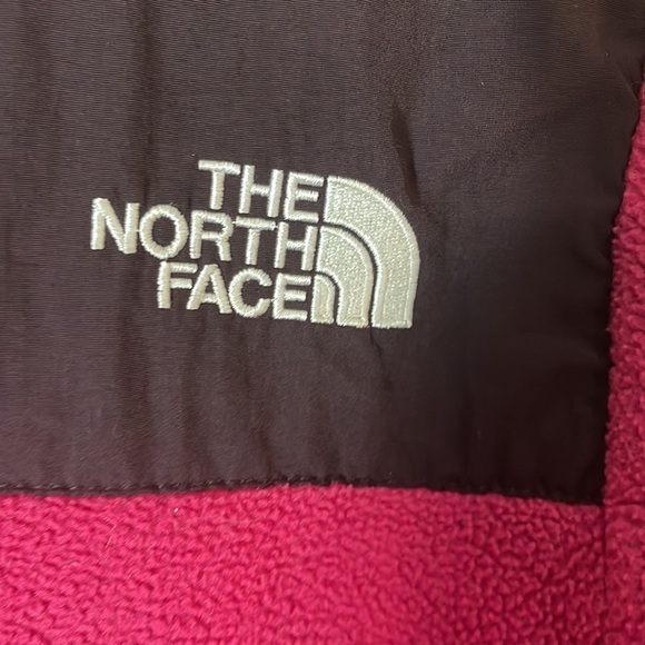 North face women’s pink and black zippered jacket size S - Picture 6 of 11